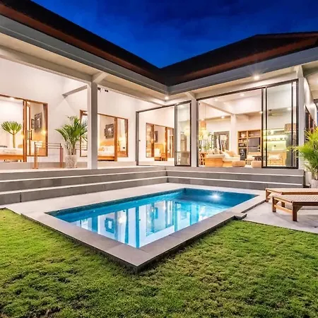 The R Villa Samalas